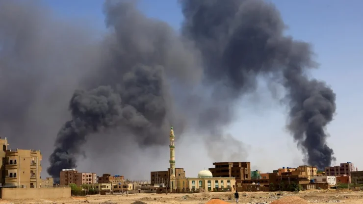 202305afr_sudan_khartoum_aerial_bombardment-e1760530102640.webp