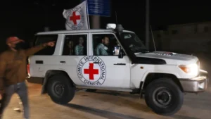 231125173427-03-red-cross-convoy-rafah-112523-e1761571274372.webp