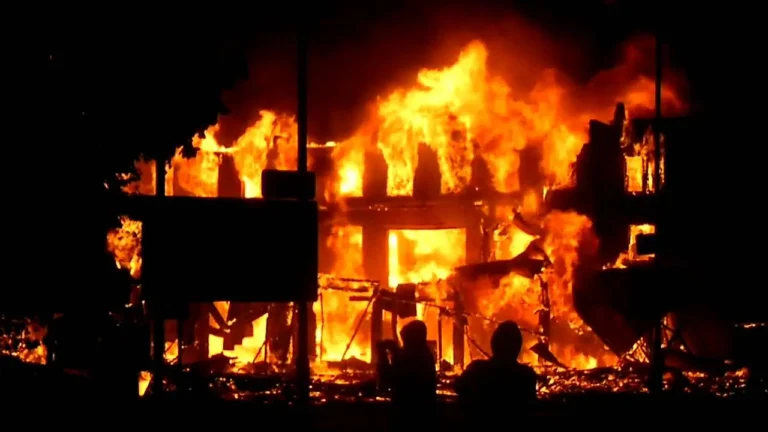 Burning-building-Fire.jpg