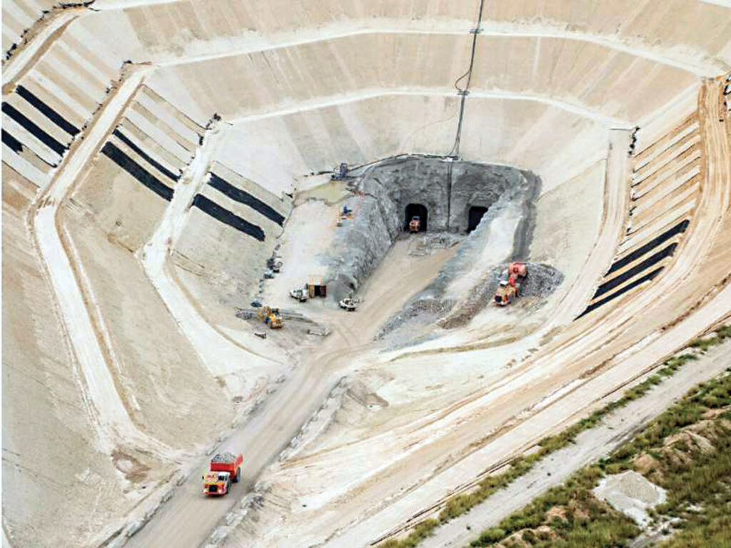 KHOEMACAU-Mine.jpg