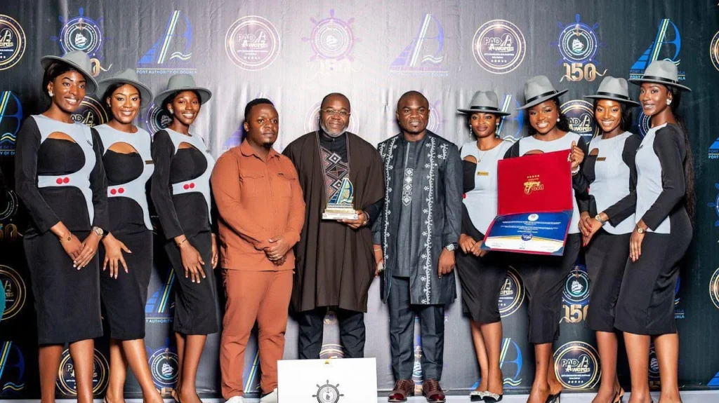 Le-Port-Autonome-de-Douala-recompense-ses-partenaires.webp