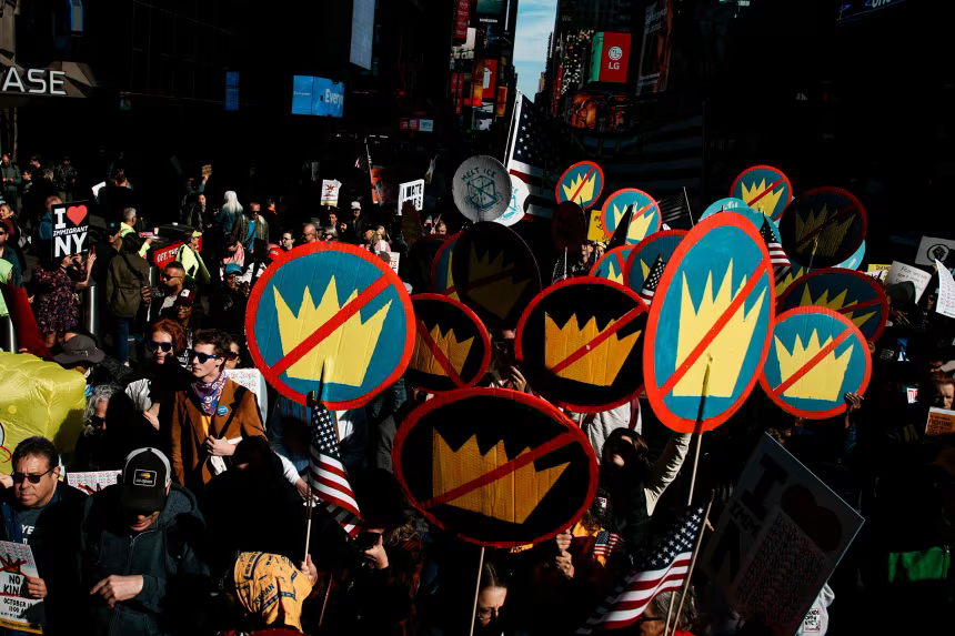 c-2025-10-18t152352z-1448845292-rc2feharbkr9-rtrmadp-3-usa-trump-protests_jpg.jpg