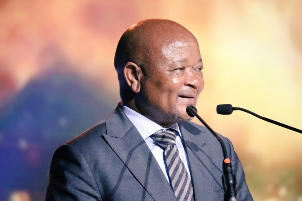 mchunu-1000x666.jpg