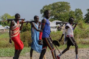 pibor-south-sudan-armed-youth-847x565.jpg