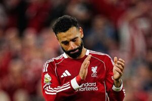Mo-Salah-in-tears-as-he-applauds-Diogo-Jota-song-at-full-time.jpg