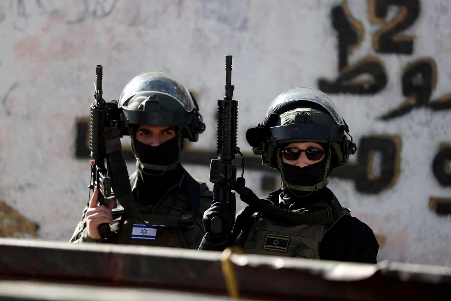 Israeli forces raid areas north of East Jerusalem