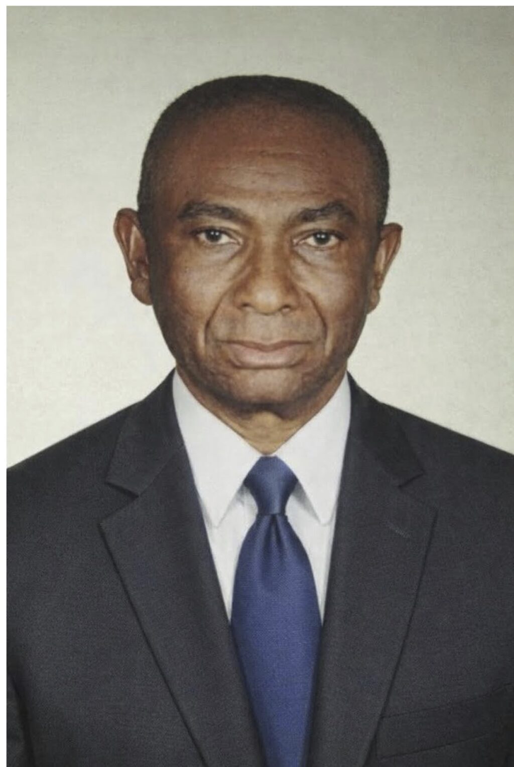 Dr. MacArthur T. Wolo